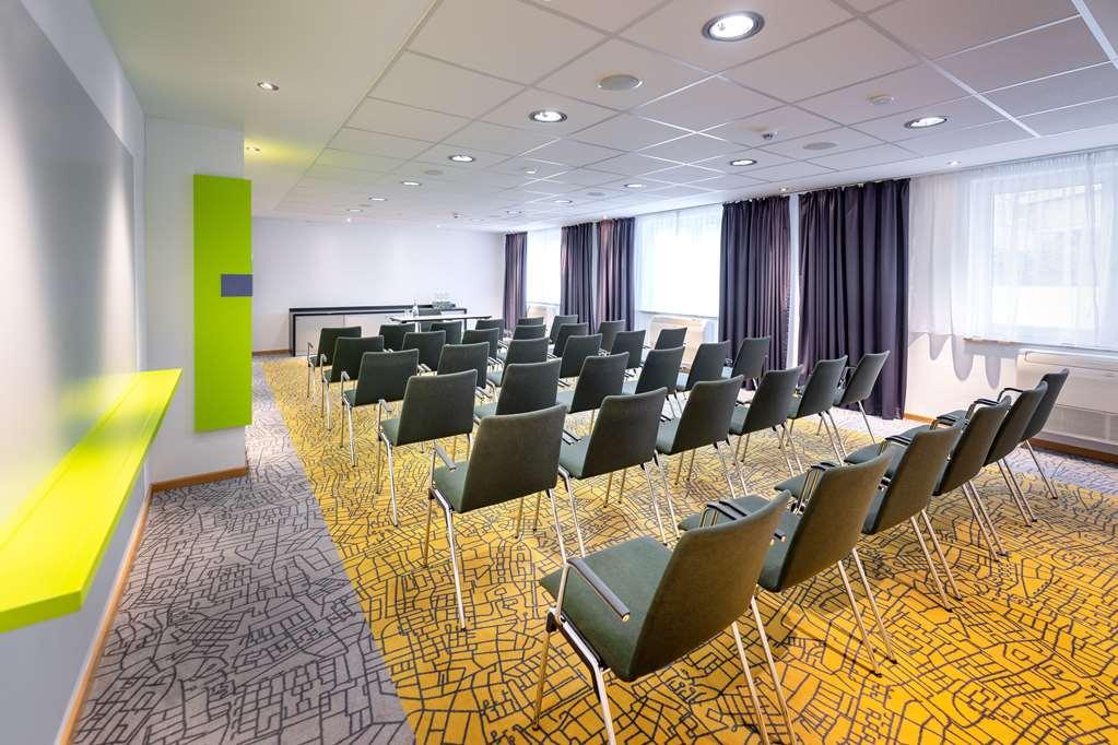 Park Inn By Radisson Nuernberg Facilities photo