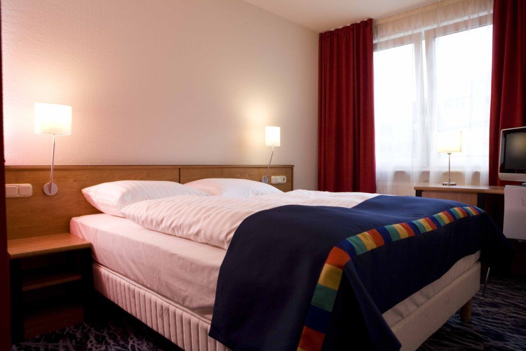 Park Inn By Radisson Nuernberg Room photo